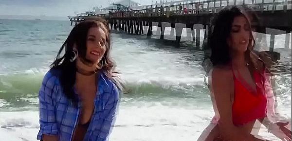 Latinas have lesbian sex in public - Sophia Leone and Mandy Flores
